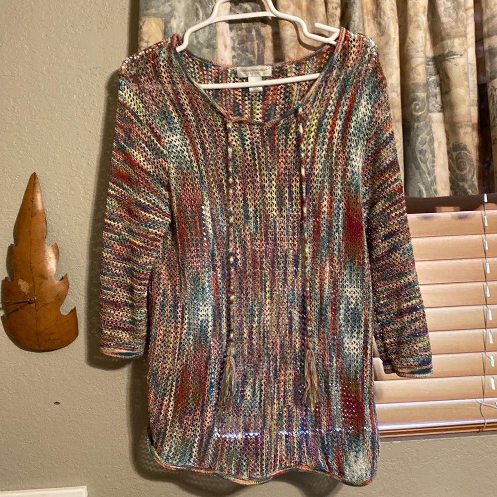 Christopher & banks -Beautiful overlay top